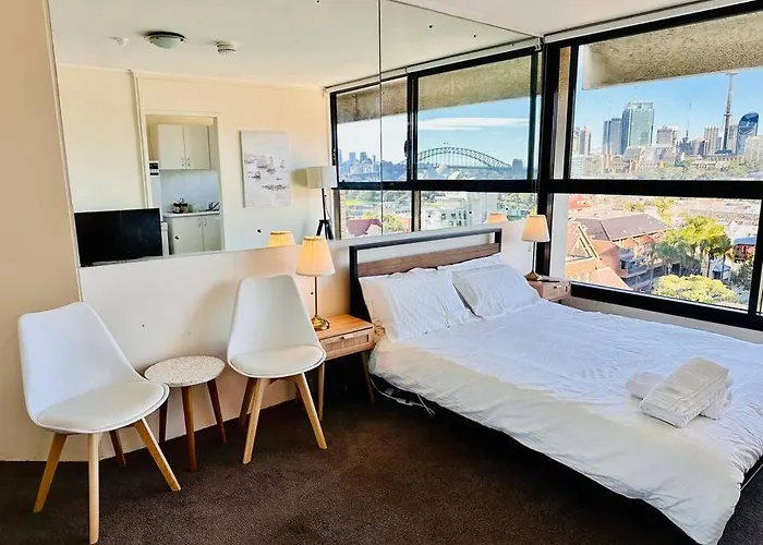 Chic Studio With Stunning Views